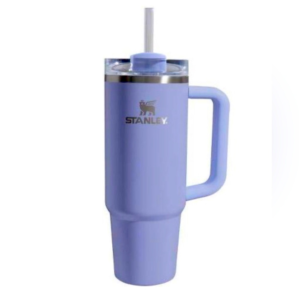 LIMITED STANLEY 30oz tumbler in comforting purple 💜💜